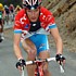 Frank Schleck attackiert am Fusse der letzten Steigung w�hrend der 5. Etappe von Paris-Nice 2006